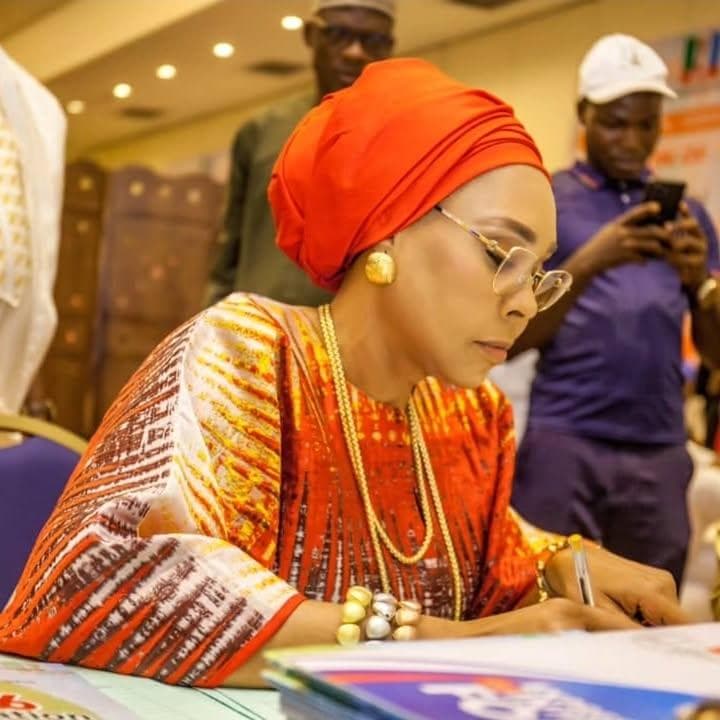 Judith Ogbara with supporters during the nomination form event